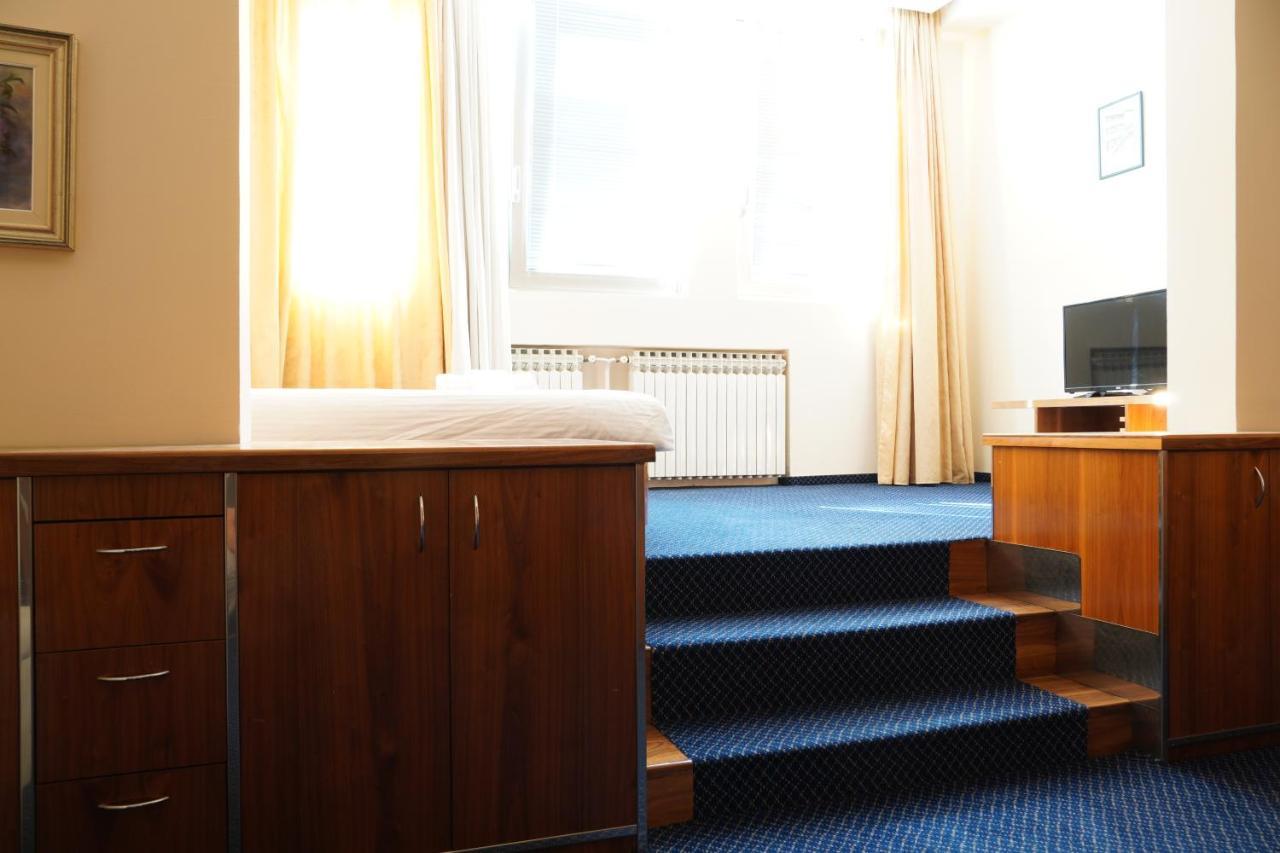 Brass- Free Parking 4* Sarajevo